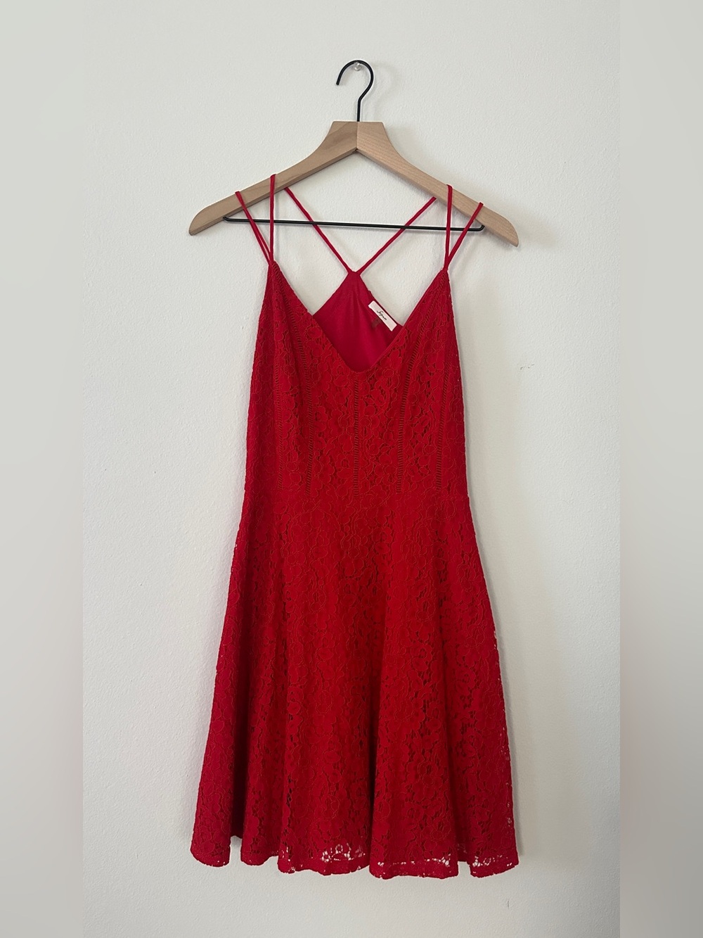 Soprano Red Lace Spaghetti Strap Dress